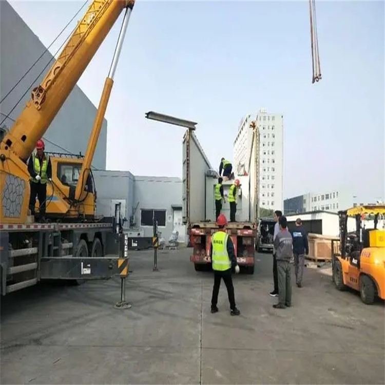 金川如何找到附近的吊车救援服务