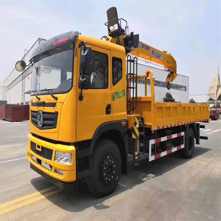 金川附近找一辆随车吊出租